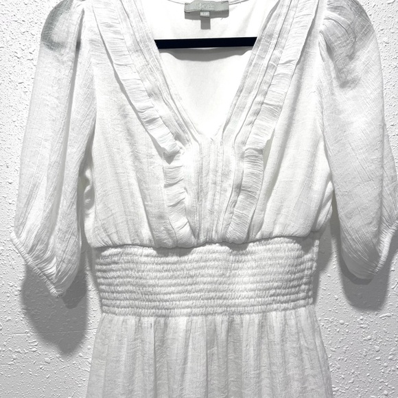 White Puff Sleeve V-Neck Mini Dress Medium - Picture 15 of 15